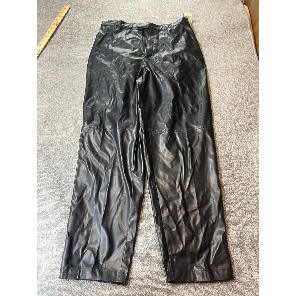 Wildlife Sportswear Faux leather pants Womens Size 12 Petite 12 P Black